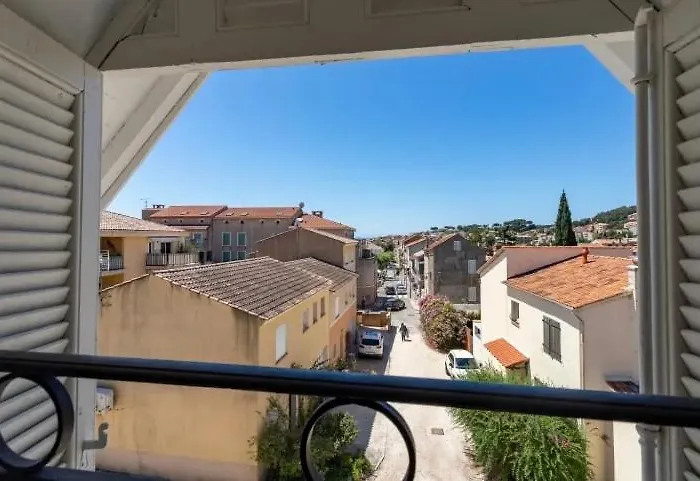 Remarquable T3 Proche Plages Apartamento Carqueiranne